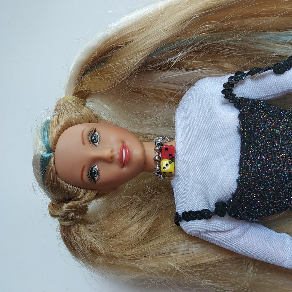 New generation girl Tori 1998